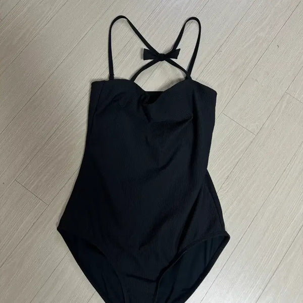 [BUNJANG] Clover Garden Black One-Piece Swimsuit M / 클로버가든 블랙 원피스 수영복 M