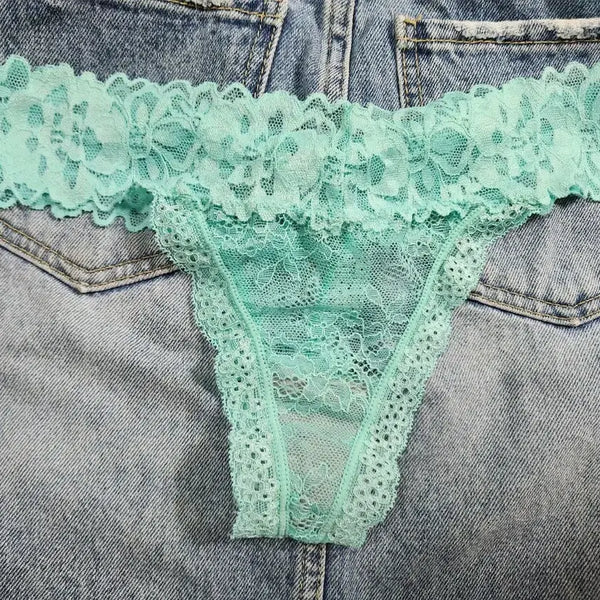 [BUNJANG] Mint Lace Women's Thong - Used / 민트 레이스 여성 티팬티- 중고상품
