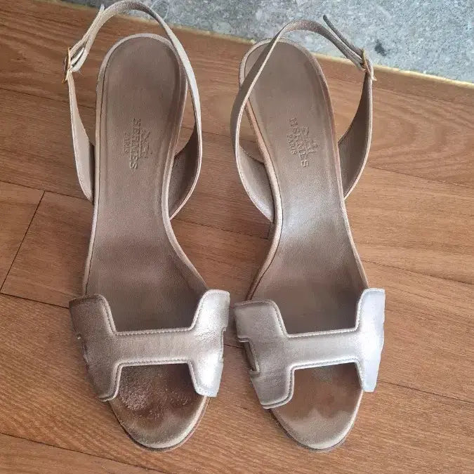 [BUNJANG] Hermès Gold Sandals / 에르메스 샌들 골드