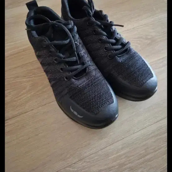 [BUNJANG] Black Mesh Sneakers - 250mm / 운동화250/새상품