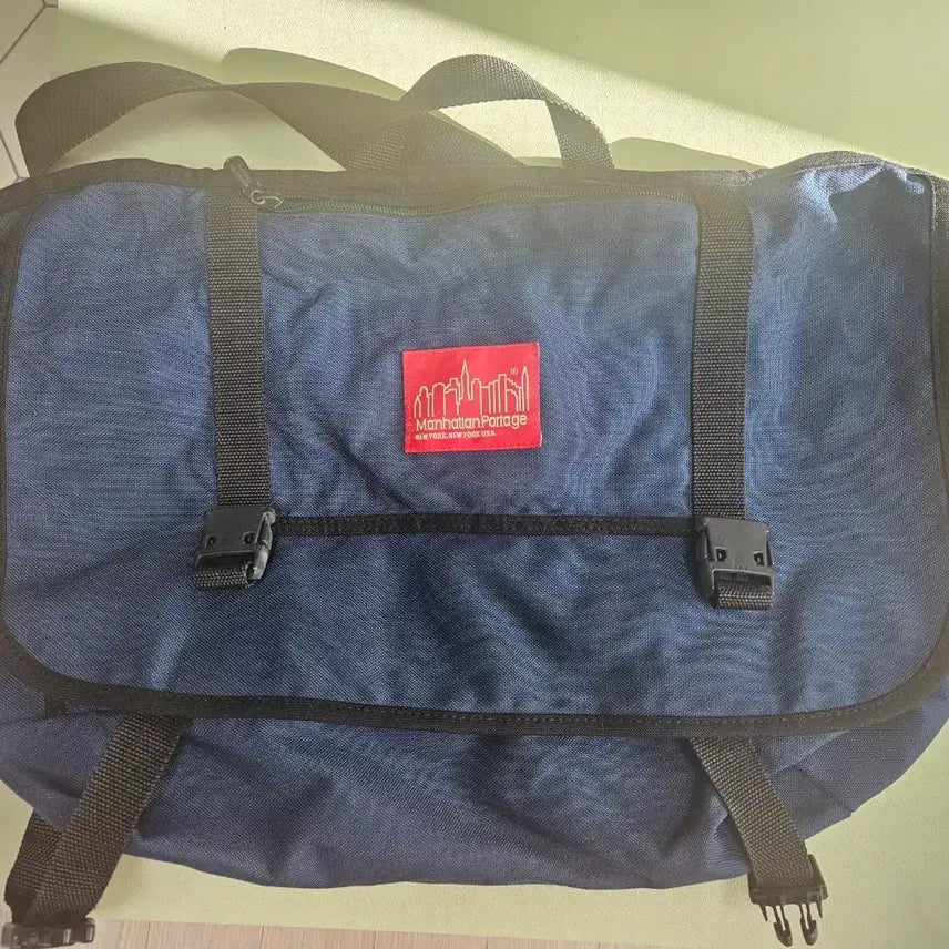 [BUNJANG] Manhattan Portage Navy Messenger Bag / 맨하탄포티지 메신저백 네이비
