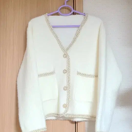 [BUNJANG] Pearl Button Cardigan - White, Size L / [새상품] 여성 하얀색 진주단추 가디건 L사이즈 여성카디건 여자가디건