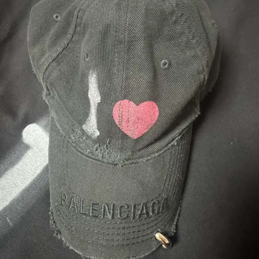 [BUNJANG] Balenciaga I LOVE Logo Baseball Cap OS / 발렌시아가 아이러브 볼캡 59L