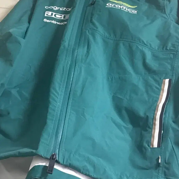 [BUNJANG] Aston Martin 2025 Rain Jacket / F1 애스턴마틴 2025 레인자켓