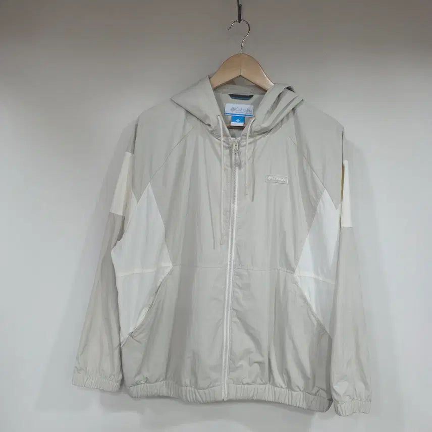 [BUNJANG] Columbia Windbreaker Jacket 100 / 컬럼비아 바람막이 100