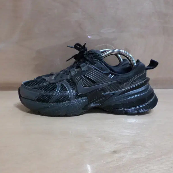 [BUNJANG] Nike V2K Run Anthracite Black / 후루룩구제3 240 나이키 v2k 블랙 앤트러사이트 260819