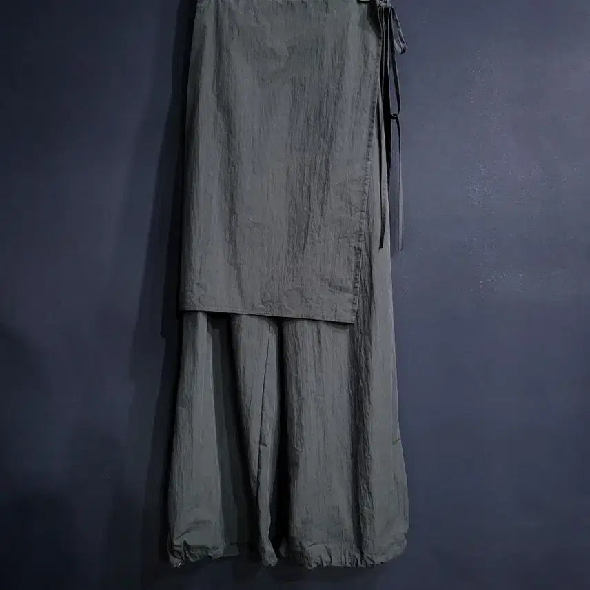 [BUNJANG] Wrap Skirt Layered Banding Pants / 랩 스커트 밴딩 팬츠(새상품)