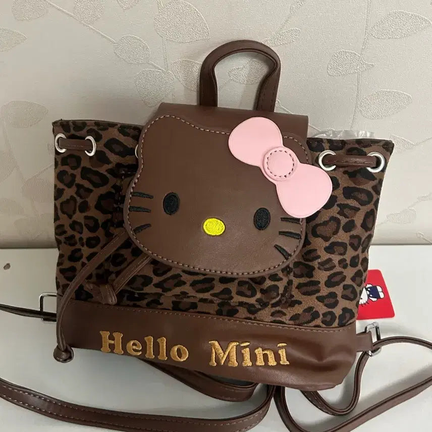 [BUNJANG] Hello Kitty Mini Backpack Leopard Brown Drawstring Bag / 헬로키티 미니 백팩 레오파드 브라운 복조리백 갈색