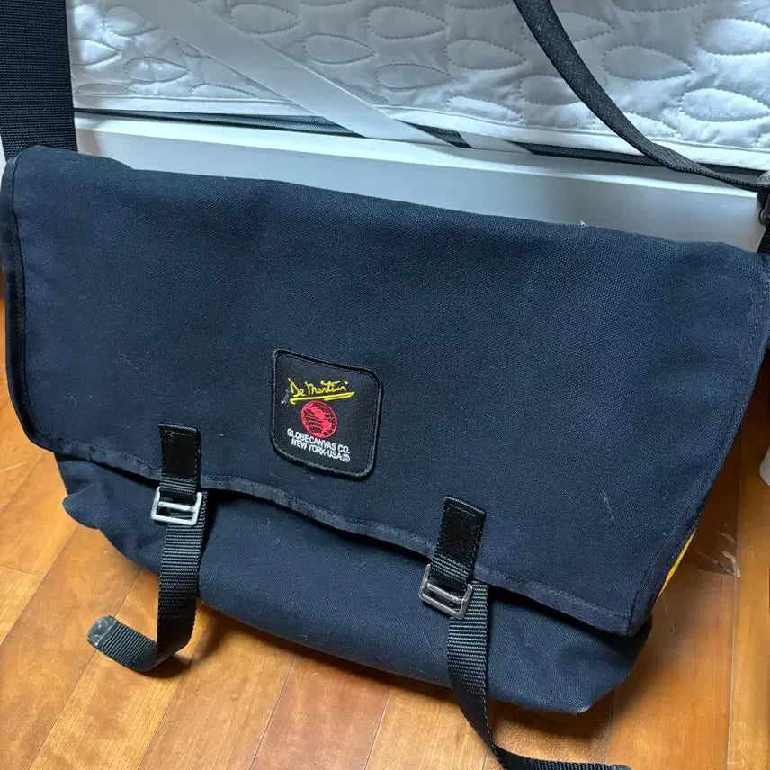 [BUNJANG] Demartini Messenger Bag / 드마티니 메신저백