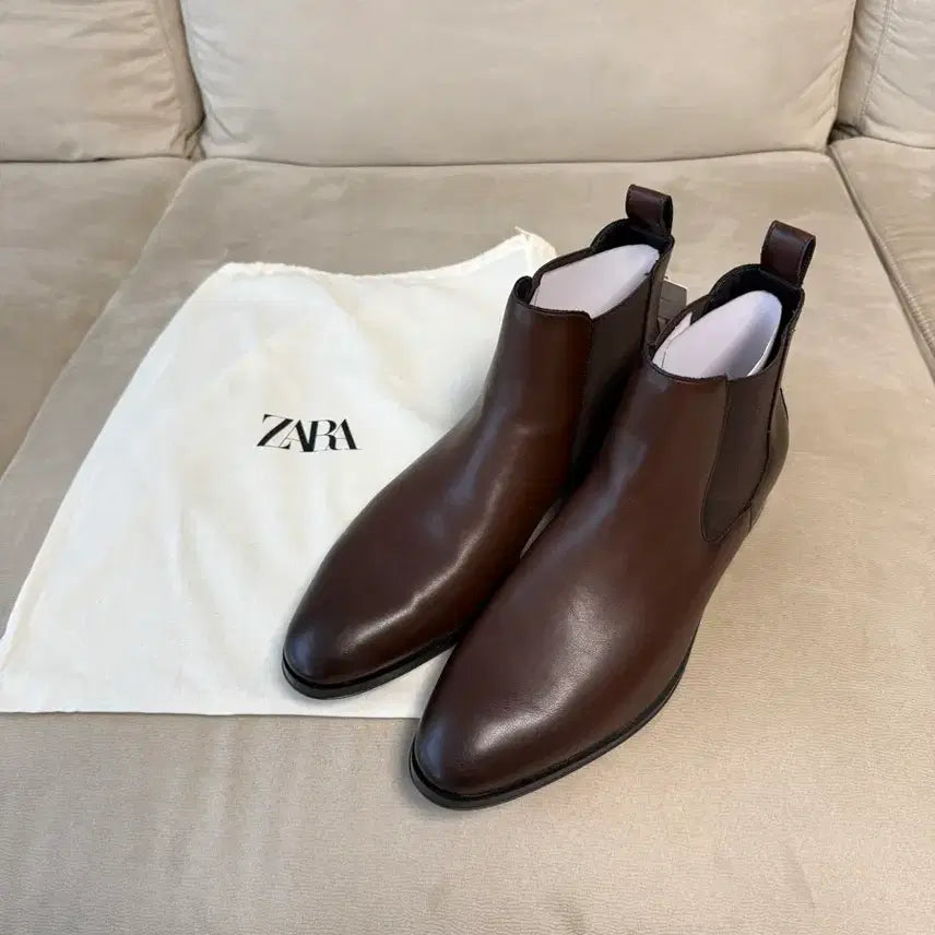 [BUNJANG] ZARA Chelsea Boots Brown (Size 290-295) / (46) 290~295 자라 새상품 첼시부츠 브라운
