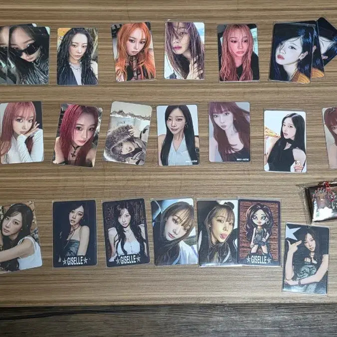 [BUNJANG] Aespa Giselle Photocard & Sticker Set / 에스파 지젤 포카 스티커