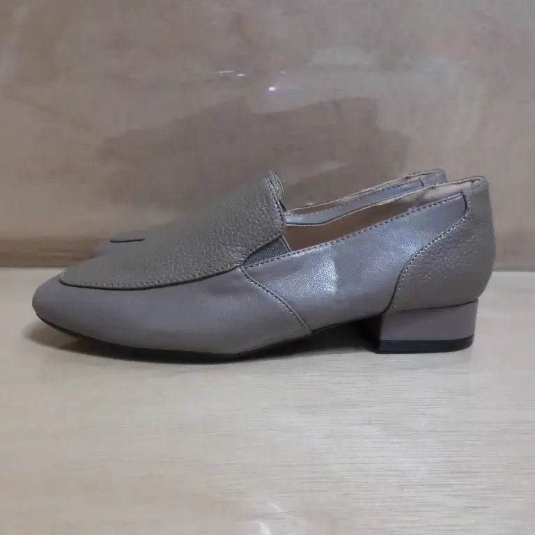 [BUNJANG] Beverly Hills Polo Club Loafers Grey / 후루룩구제3 235 비버리힐스폴로클럽 구두 로퍼 그레이 260819