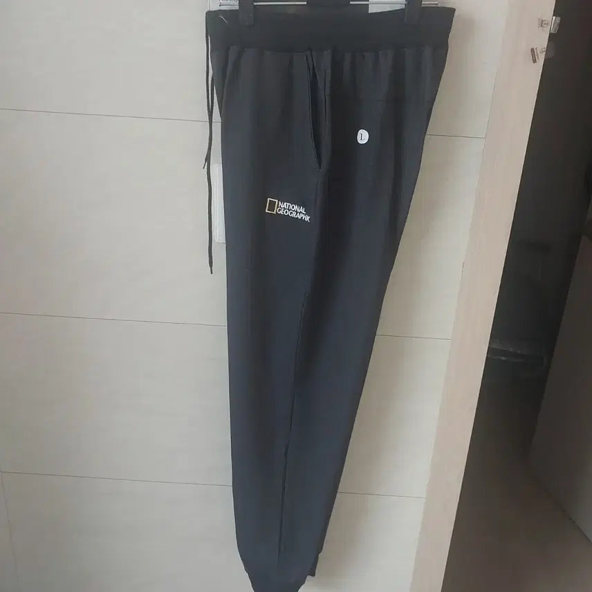 [BUNJANG] National Geographic Spring/Autumn Jogger Pants L Charcoal Gray New / 내셔널지오그래픽 춘추용 조거팬츠 L 새상품