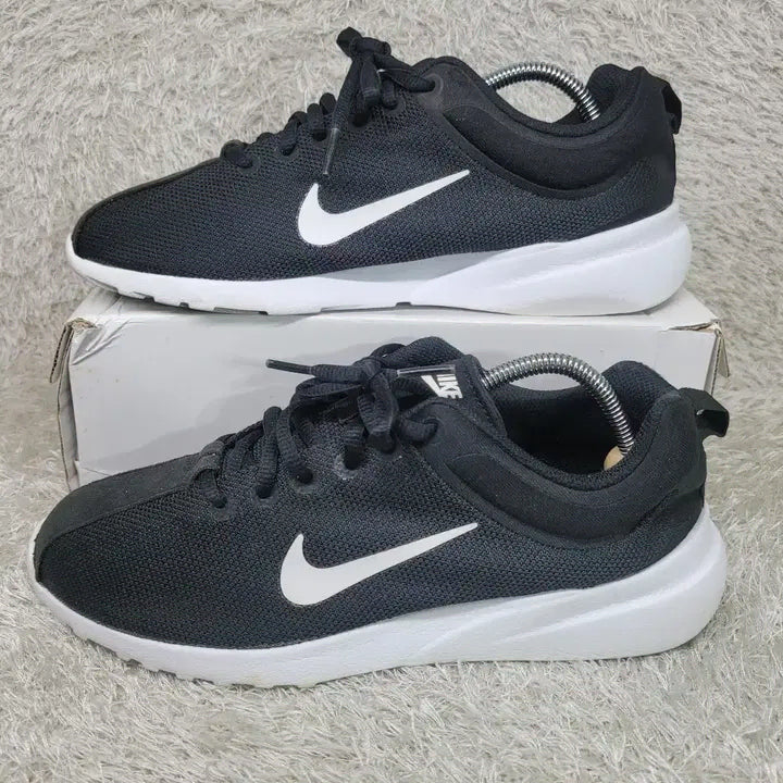 [BUNJANG] Nike Superfly Black W Sneakers / \245 나이키 수퍼플라이 블랙 W 스니커즈