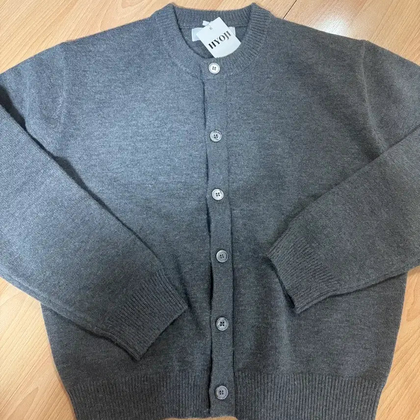 [BUNJANG] Hyoji Cropped Cardigan Charcoal L / 효지 크롭 가디건 차콜L