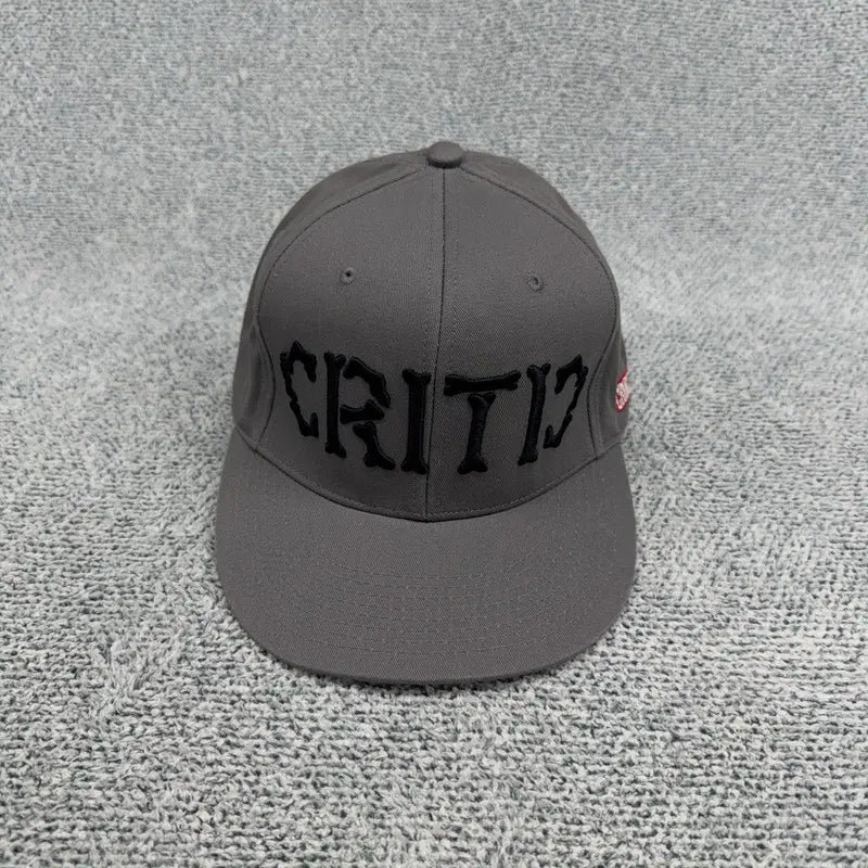 [BUNJANG] Critic Grey Logo Snapback XL / 크리틱 그레이 로고 스냅백 XL