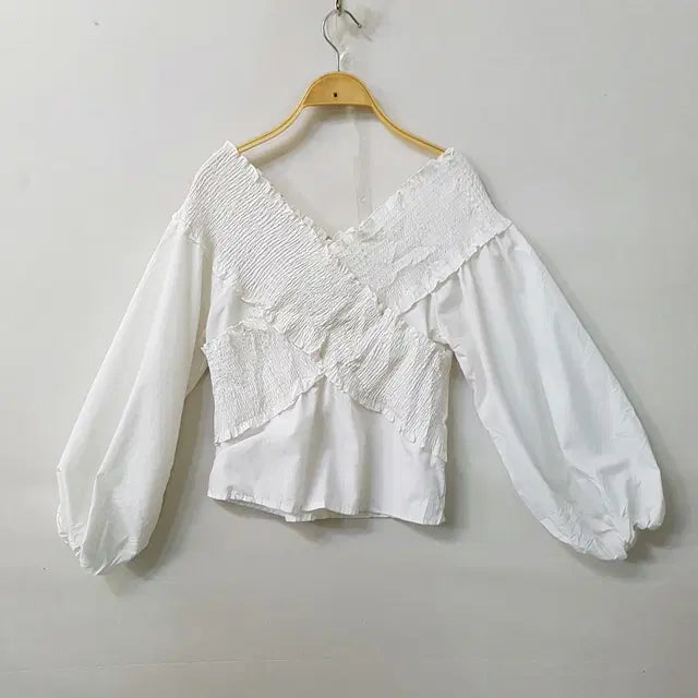 [BUNJANG] INGNI Shirring Blouse White / INGNI 셔링 블라우스 화이트