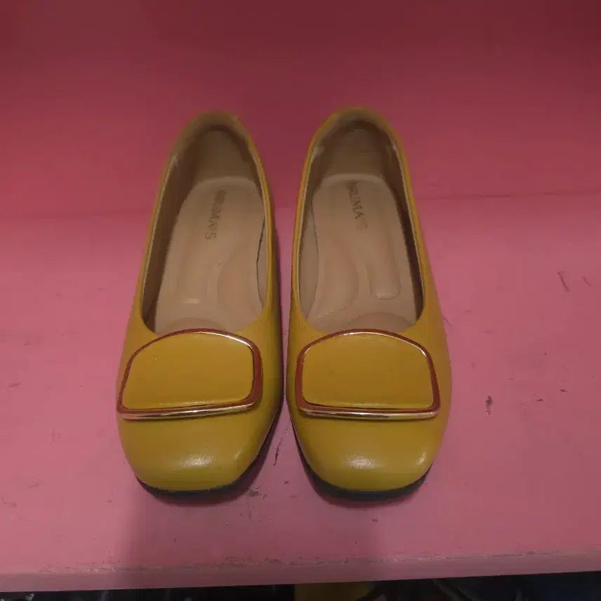 [BUNJANG] BURUMA Women's Loafers Eggshell / 부루마 여성 로퍼 계란색
