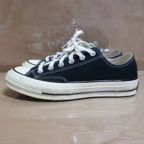 [BUNJANG] Converse Chuck Taylor 70s Black Sneakers / 후루룩구제3 250 컨버스 척테일러 70s 블랙 운동화 260819