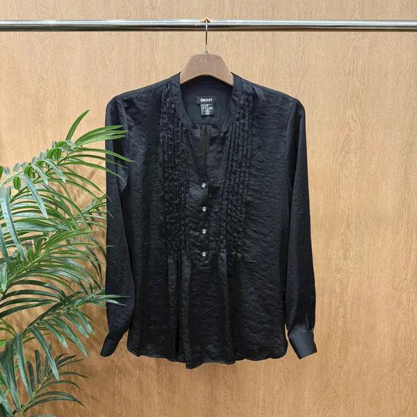[BUNJANG] DKNY Black Long Sleeve Blouse with Front Pintuck Detail / DKNY 긴팔 셔츠 블라우스 전면 핀턱 주름 버튼 여밈 디테일 블랙