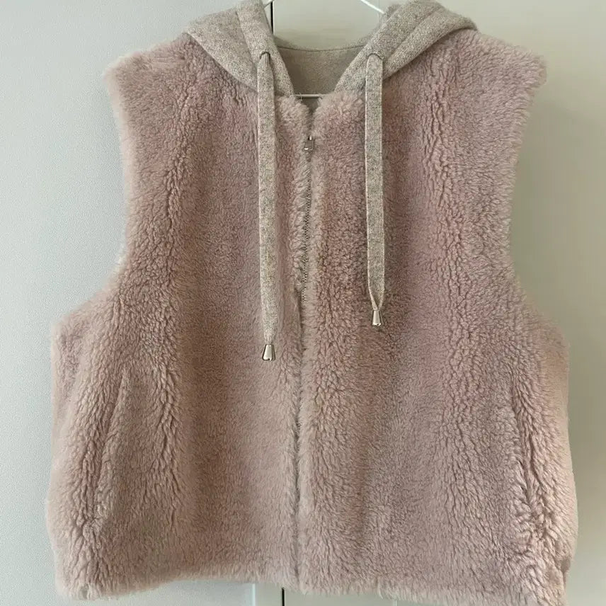 [BUNJANG] AtG Fleece Vest / 양털 베스트