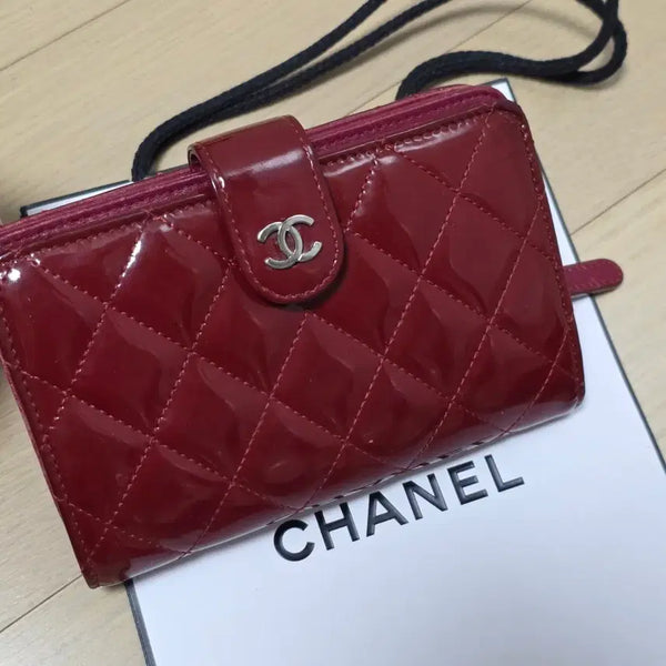 [BUNJANG] Chanel CC Patent Quilting Wallet / 샤넬 정품 cc 페이던트 퀼팅 반지갑