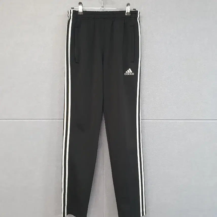 [BUNJANG] Adidas Three-Stripes Training Pants Black M / #아디다스 삼선 트레이닝 팬츠 블랙 M