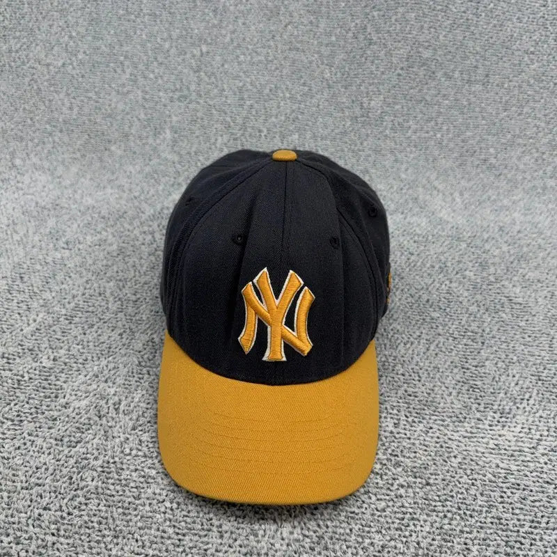 [BUNJANG] MLB New York Yankees Black Cap L-XXL / 엠엘비 뉴욕양키즈 블랙 캡 L-XXL