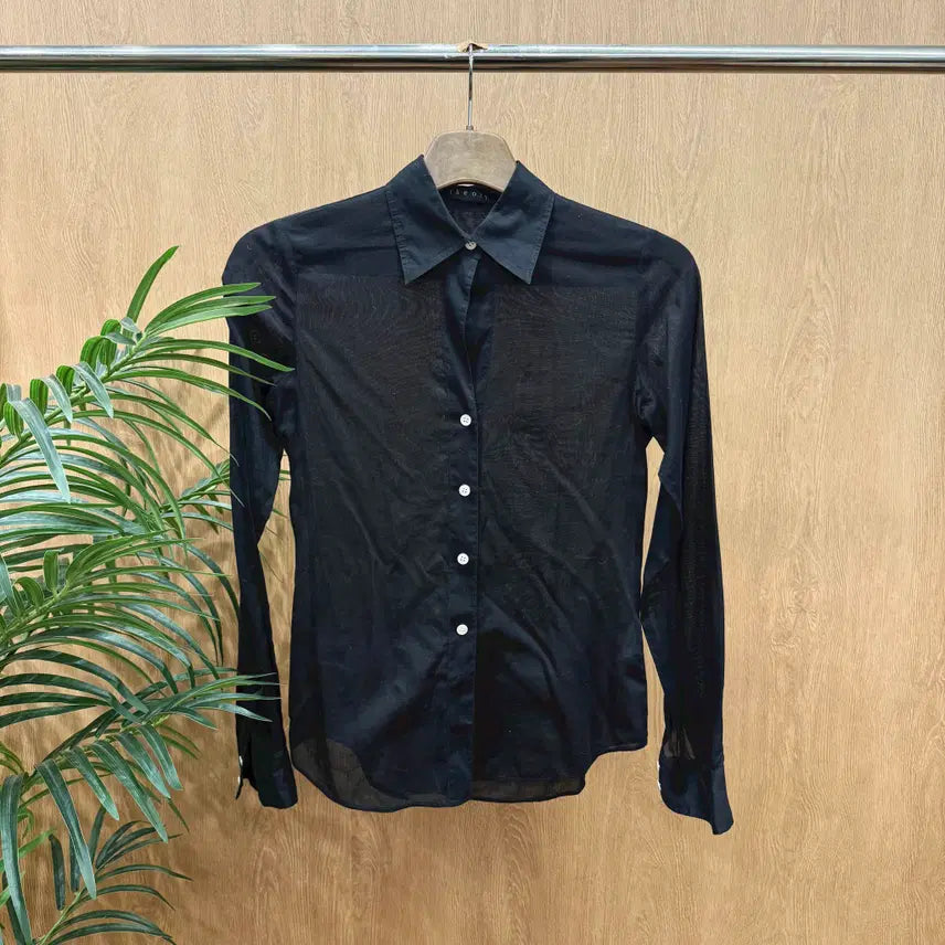[BUNJANG] Theory Long Sleeve Sheer Panel Slim Fit Blouse - Black / 띠어리 긴팔 셔츠 블라우스 시어 패널 버튼업 디테일 슬림핏 블랙