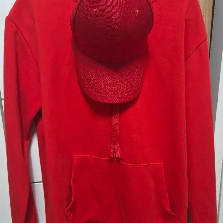 [BUNJANG] Red Hoodie + Cap Set / 레드 후드티 + 캡모자 세트