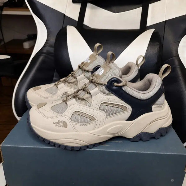 [BUNJANG] The North Face Sneakers Beige/Navy / 노스페이스 운동화 (235)