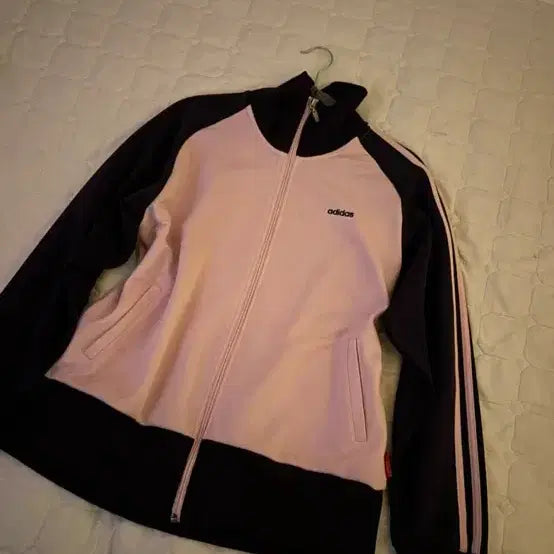 [BUNJANG] Adidas Vintage Strawberry Milk Jersey M / 아디다스 빈티지 딸기우유 져지