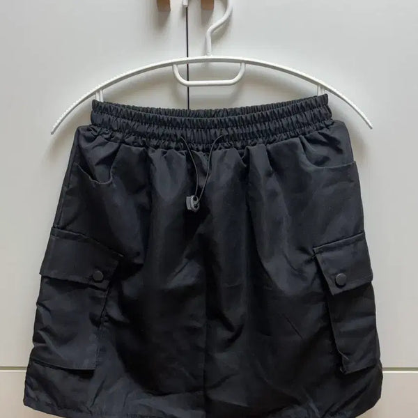 [BUNJANG] Nylon Cargo Skirt Black / 나일론 카고 스커트 블랙