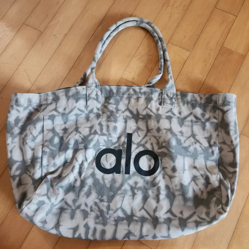 [BUNJANG] ALO Tie-Dye Shopper Bag / 알로 타이다이 쇼퍼백