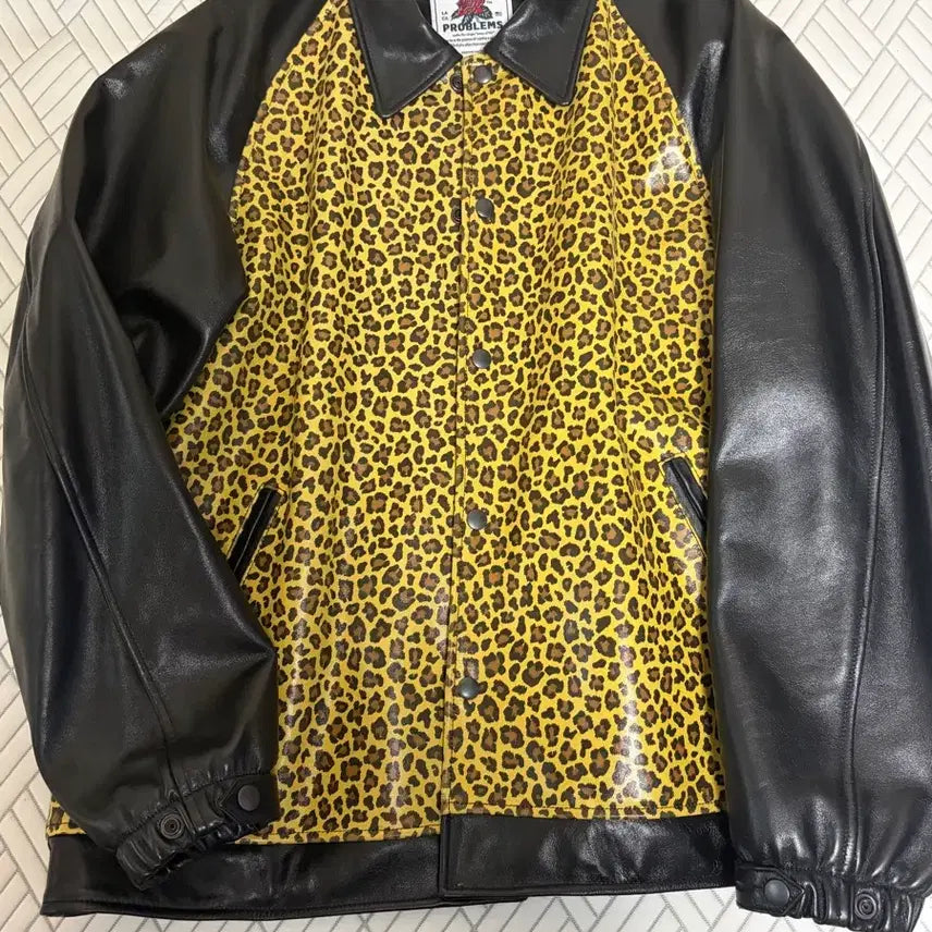[BUNJANG] Sandpiper Leopard Coach Jacket / [2]샌드파이퍼 레오파드 코치자켓   뤡코즈