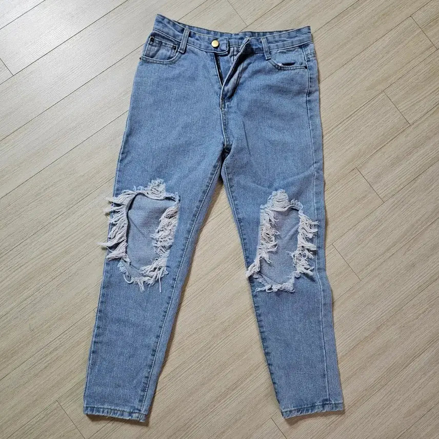 [BUNJANG] Distressed Light Wash Skinny Jeans / (실착1회) 찢청 연청 스키니 M