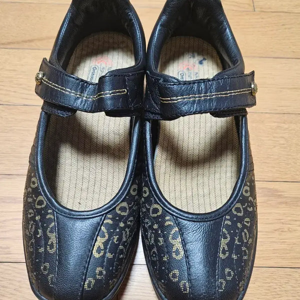 [BUNJANG] NARZIO Women's Functional Handmade Walking Shoes - Size 235mm, Black / 나르지오(NARZIO) 여성 기능성 워킹화 235