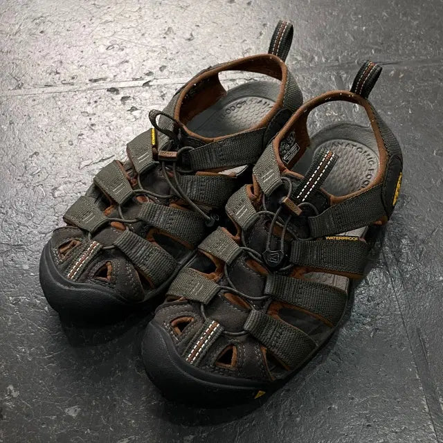 [BUNJANG] KEEN Clearwater CNX Sandals / 250 KEEN 킨 클리어워터 CNX