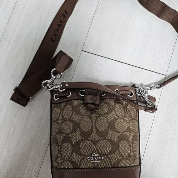 [BUNJANG] Coach Signature Bucket Bag Brown / 코치 시그니처 버킷 백 브라운