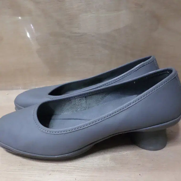 [BUNJANG] Camper Gray Loafers Pumps (Size 37) / 후루룩구제3 240 캠퍼 37 그레이 구두 로퍼 펌프스 260819