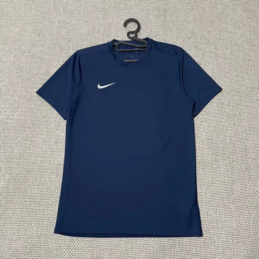 [BUNJANG] Nike Round Functional Short-Sleeve T-Shirt - Size M / M 나이키 라운드 기능성 반팔티 B.8484