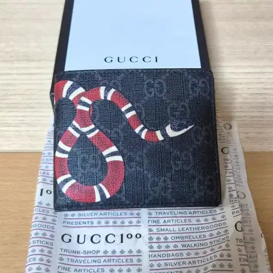 [BUNJANG] Gucci Snake Bifold Wallet / 구찌 스네이크 반지갑/지갑 정품S급(구매내역O)
