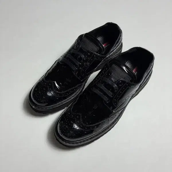 [BUNJANG] PRADA Black Patent Leather Wingtip Derby Shoes PR2388 / 프라다 PRADA 블랙 페이턴트 레더 윙팁 더비 슈즈 PR2388