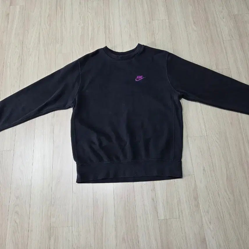 [BUNJANG] Nike Black Sweatshirt Pink Logo / 나이키 맨투맨 검정색 핑크 로고