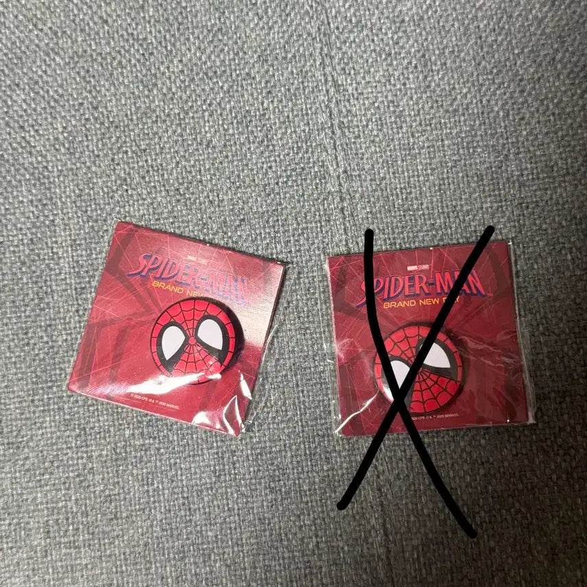 [BUNJANG] Spider-Man Pin Badge / 스파이더맨 핀뱃지 판매합니다!