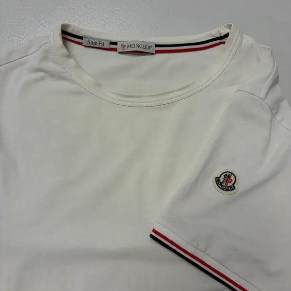 [BUNJANG] Moncler Slim Fit Short Sleeve T-Shirt White / 몽클레어 슬림핏 반팔 M (정품)