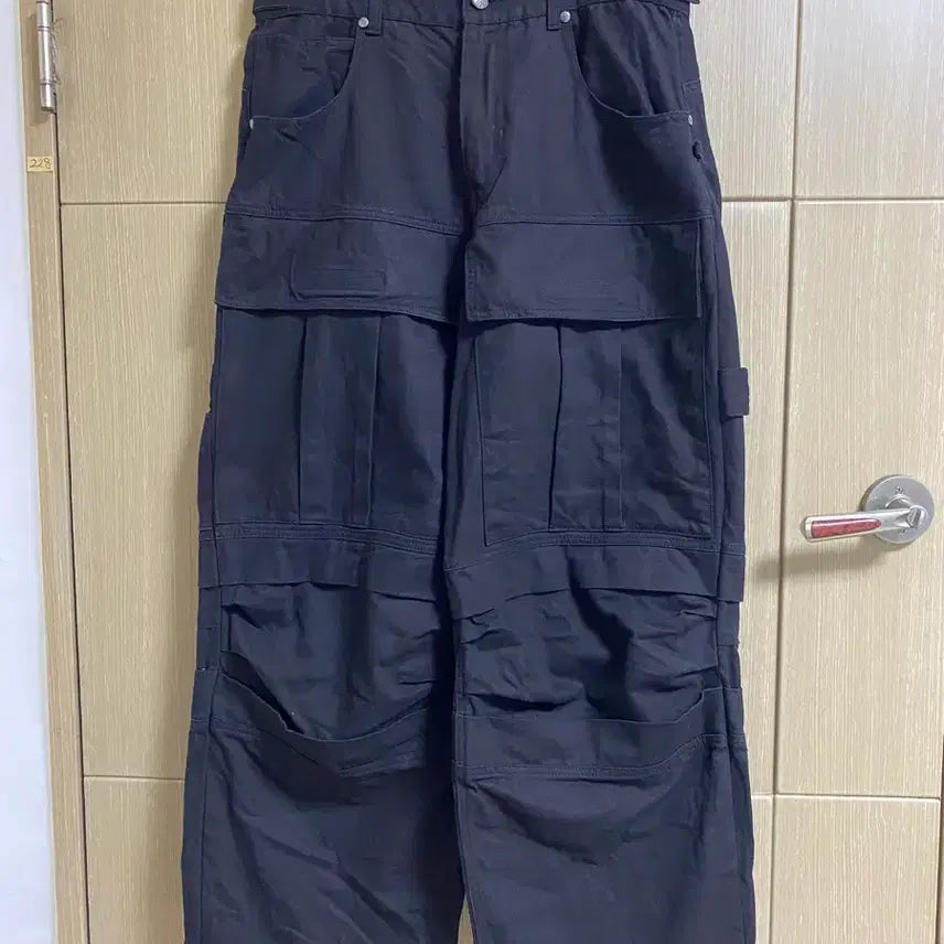 [BUNJANG] IDWS Ignis Twill Cargo Pants Size 2 / *[IDWS] 아이돈워너셀 이그니스 트윌 카고팬츠 2사이즈