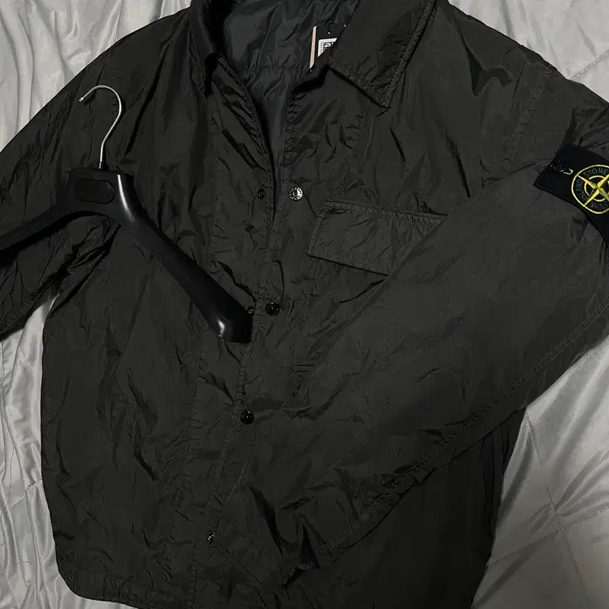 [BUNJANG] Stone Island 26FW PrimaLoft Crinkle Reps Lightweight Padded Jacket / [L] 26fw 스톤아일랜드 프리마로프트 크링클랩스 경량패딩 바람막이 자켓