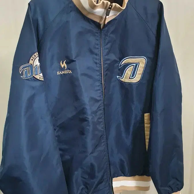 [BUNJANG] NC Dinos Baseball Jacket - Size 105 / Nc 다이노스 야구점퍼 64번 105사이즈