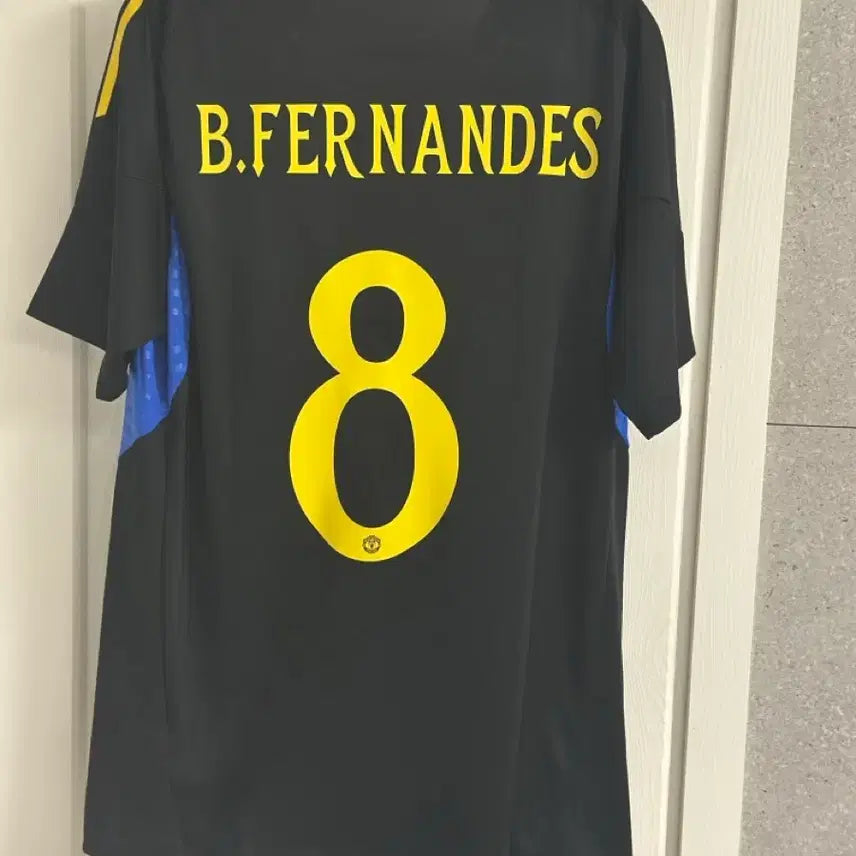 [BUNJANG] Manchester United 25/26 Training Kit Bruno Fernandes / 맨체스터유나이티드 트레이닝킷 25/26 브페